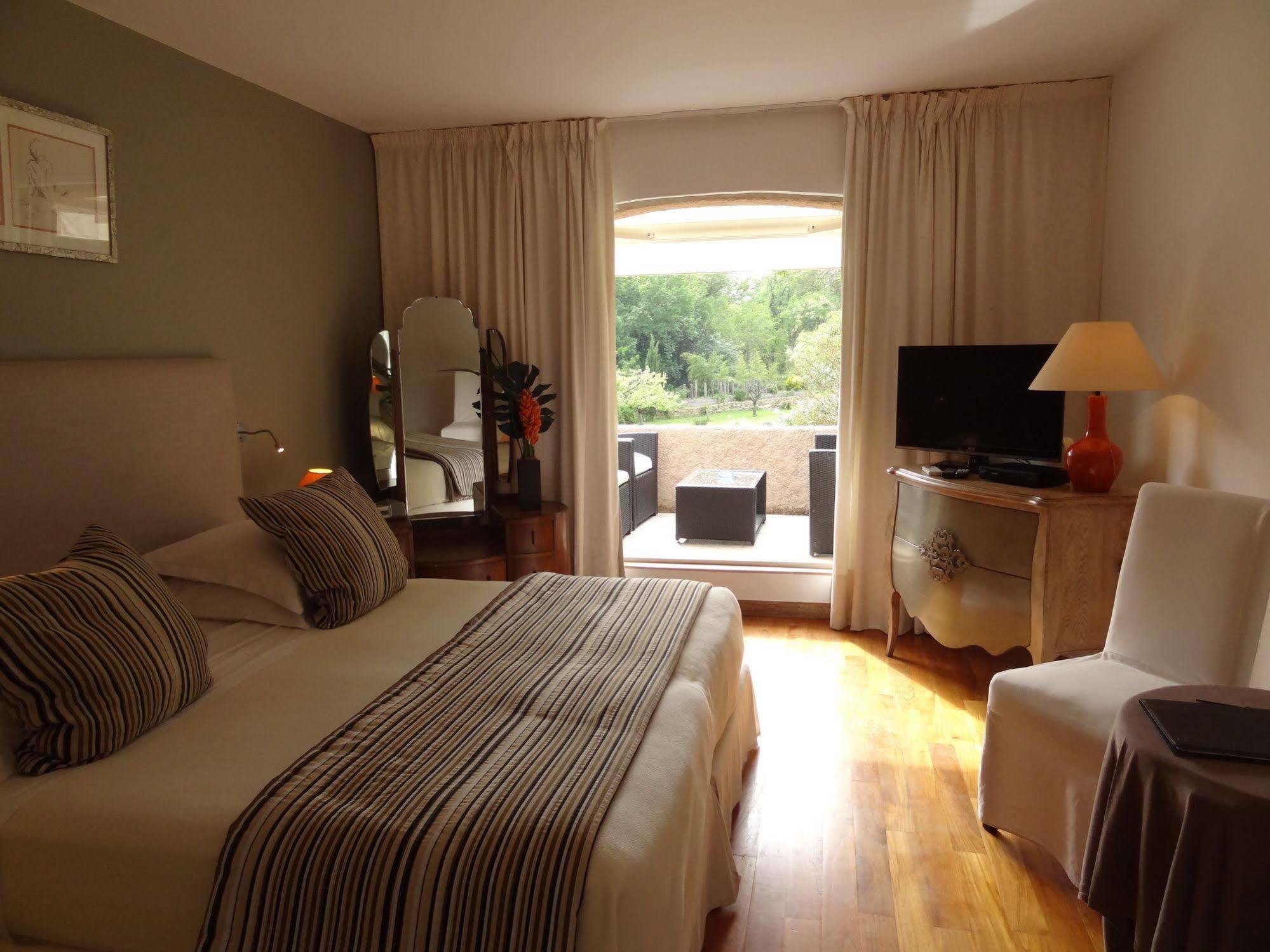 Hotel Le Verger Maelvi Grimaud Luaran gambar